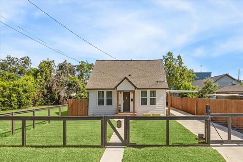 1206 Fairbanks St, Houston, TX, 77009-1465 | Card Image
