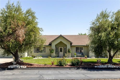 155 Eagle Creek Ct, Atascadero, CA, 93422-5957 | Card Image