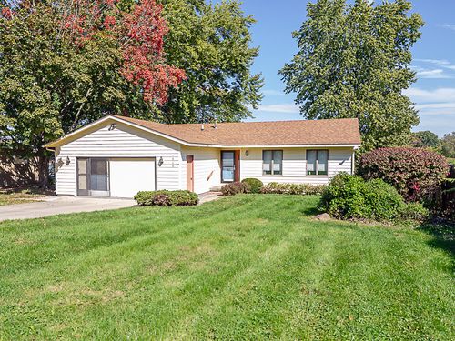 1606 W South Shore Dr, Mahomet, IL, 61853-8969 | Card Image