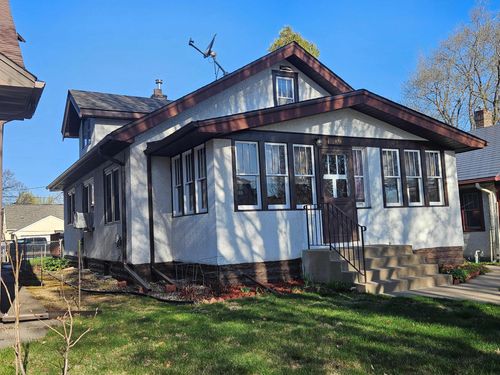 3847 Queen Ave N, Minneapolis, MN, 55412-1911 | Card Image