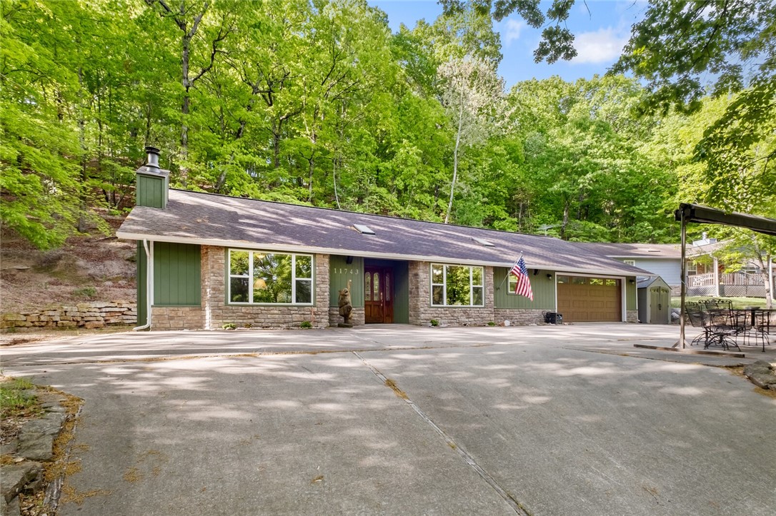 Dogwood Dr, Garfield, AR 72732