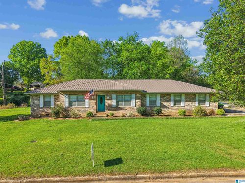 1112 Dogwood Cir, SYLACAUGA, AL, 35150-1723 | Card Image