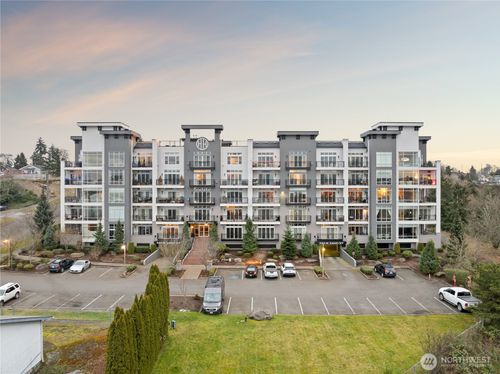 unit-202-320 E 32nd St, Tacoma, WA, 98404-1609 | Card Image