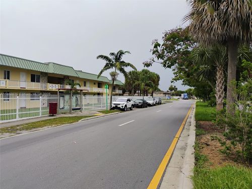 apt-140-505 Nw 177th St, Miami Gardens, FL, 33169-6916 | Card Image