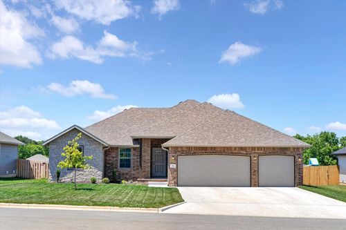 556 Spring Meadow Dr, Rogersville, MO, 65742-9379 | Card Image