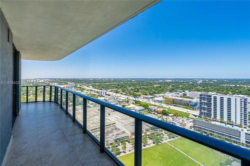 unit-3116-121 Ne 34th St, Miami, FL, 33137-3892 | Card Image