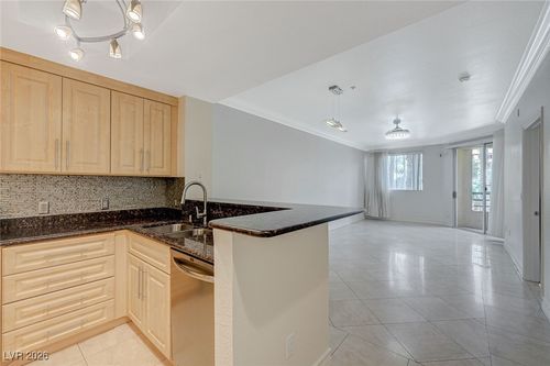 105-210 E Flamingo Rd, Las Vegas, NV, 89169-4793 | Card Image