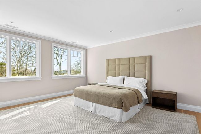 En-suite Bedroom | Image 27