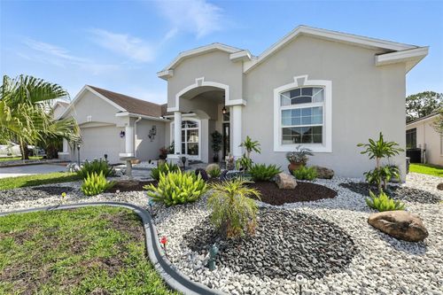 325 Prestwick Dr, DAVENPORT, FL, 33897-7373 | Card Image