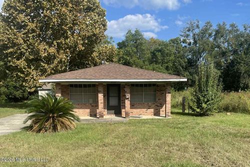 2206 33rd Ave, Gulfport, MS, 39501-4448 | Card Image