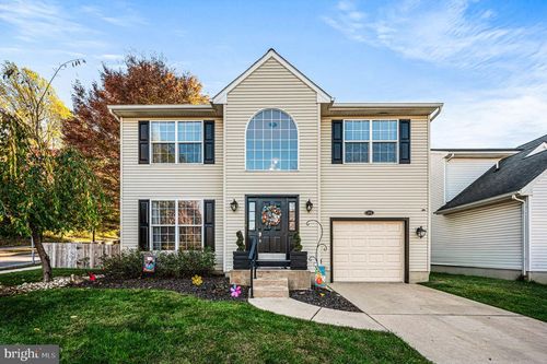 101 Wesley Ln, COATESVILLE, PA, 19320-3074 | Card Image