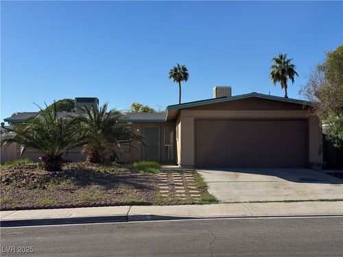 3905 Chinchilla Ave, Las Vegas, NV, 89121-6115 | Card Image