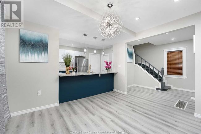 1061 Highland Ave, House other with 4 bedrooms, 3 bathrooms and null parking in Windsor ON | Image 13