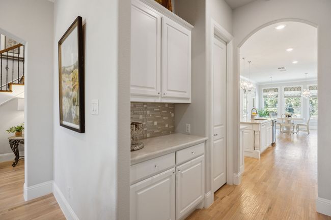 717 Sir Barton Trl, House other with 5 bedrooms, 6 bathrooms and null parking in Keller TX | Image 12