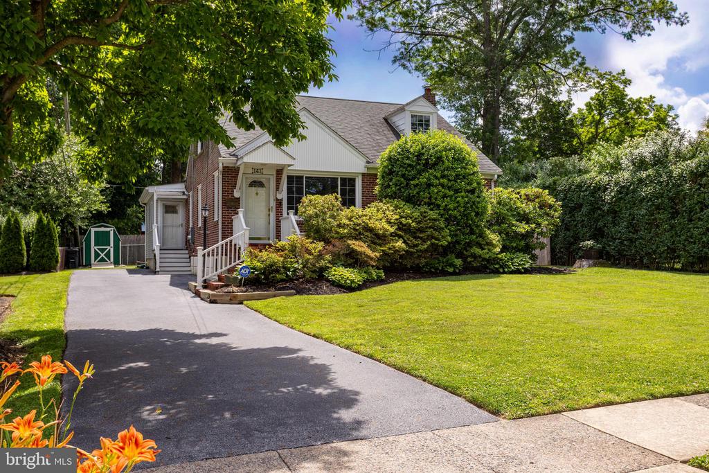 Residential in SPRINGFIELD 3