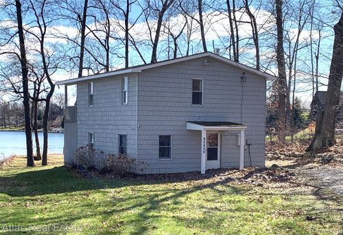 10128 Dar Ln, Goodrich, MI, 48438-9403 | Card Image