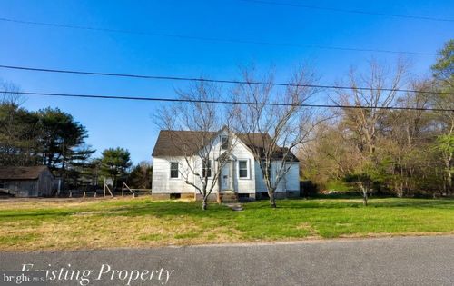 82 New Rd, Malaga, NJ, 08328-4316 | Card Image