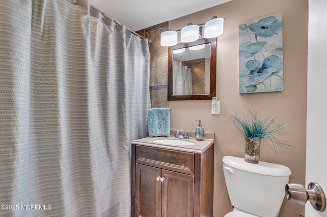 12 Silversmith Ct, House other with 5 bedrooms, 3 bathrooms and null parking in Howell NJ | Image 34