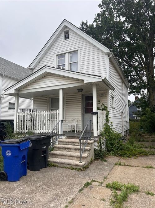 3355 W 91st St, Cleveland, OH, 44102-4833 | Card Image