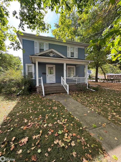 419 Van Buren Van Buren St, Wapello, IA, 52653-1224 | Card Image