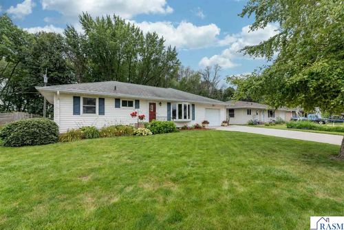 2613 E Main Street, Mankato, MN, 56001 | Card Image