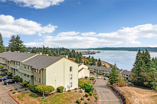 apt-h307-1745 W Sunn Fjord Ln, Bremerton, WA, 98312-5398 | Card Image