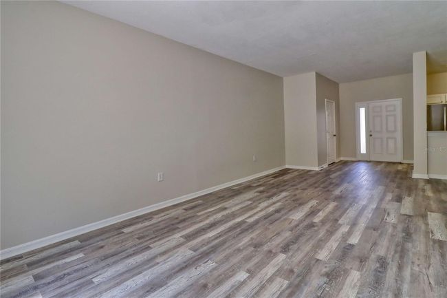 8509 Broken Willow Ct, Townhouse with 3 bedrooms, 3 bathrooms and null parking in TAMPA FL | Image 9