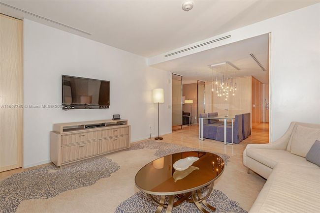1001 - 9703 Collins Ave, Condo with 2 bedrooms, 2 bathrooms and null parking in Bal Harbour FL | Image 10