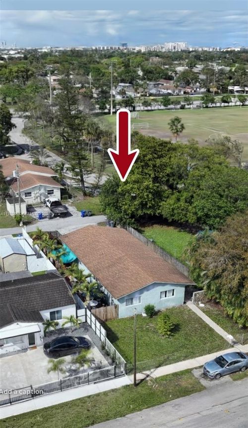 2411 Thomas St, Hollywood, FL, 33020-2060 | Card Image