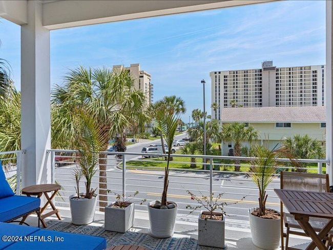 1302 2 Nd St S, House other with 4 bedrooms, 3 bathrooms and null parking in JACKSONVILLE BEACH FL | Image 17