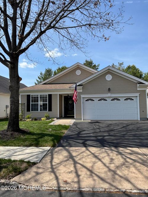 74 Huntington Dr, Jackson, NJ, 08527-4480 | Card Image