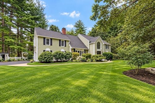 66 Farrington Ln, Marlborough, MA, 01752-1771 | Card Image