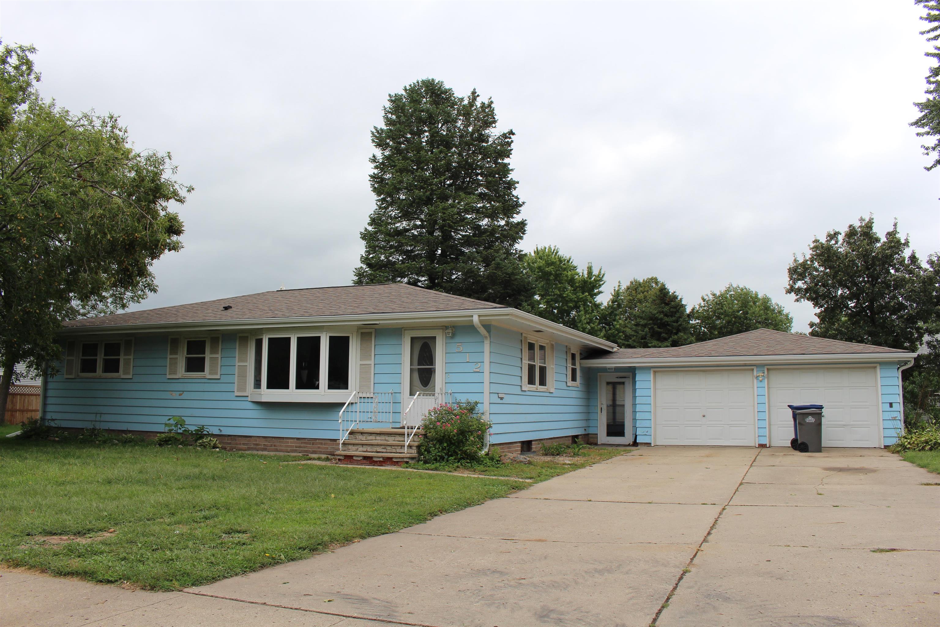 4th Ave, Spencer, IA 51301
