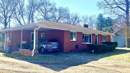 208 Thrasher Pike, Soddy Daisy, TN, 37379-4266 | Card Image