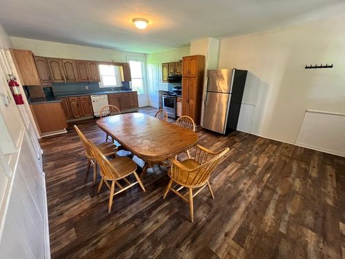 a-986 S East St, Amherst, MA, 01002-3018 | Card Image