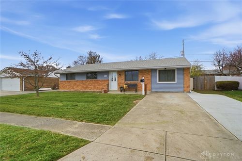 7621 Shalamar Dr, Huber Heights, OH, 45424-2235 | Card Image