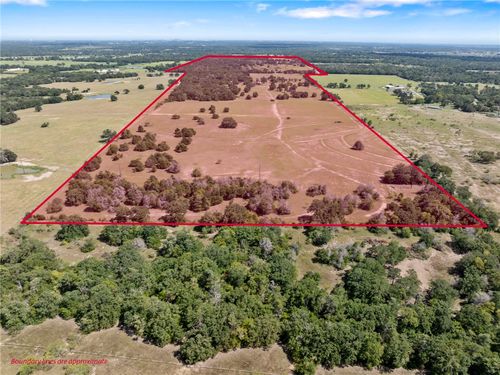 4796 Britten Rd, Bryan, TX, 77807-6433 | Card Image