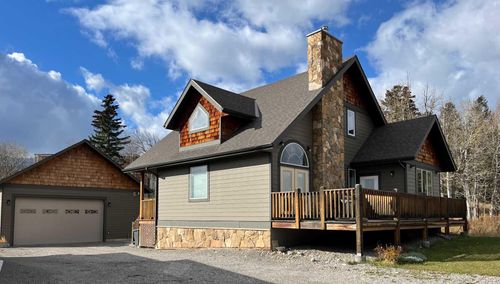 2889 214 St, Crowsnest Pass, AB, T0K0C0 | Card Image