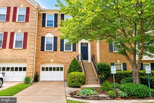 2022 Pieris Ct, VIENNA, VA, 22182-3956 | Card Image