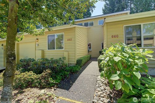 662 156th Ave Ne, Bellevue, WA, 98007-4824 | Card Image