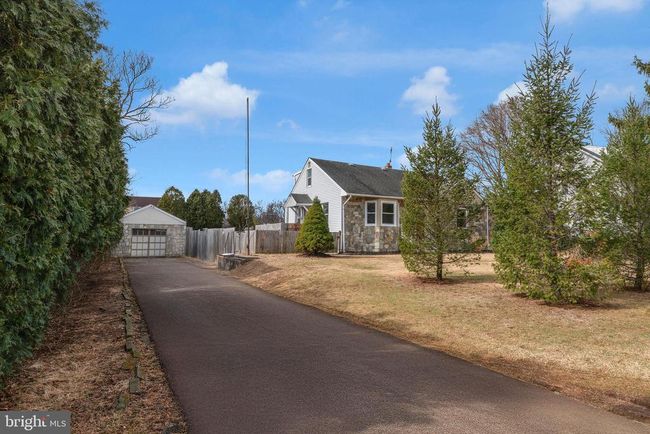 75 Reeder Ave, House other with 3 bedrooms, 2 bathrooms and null parking in LAWRENCE TOWNSHIP NJ | Image 5