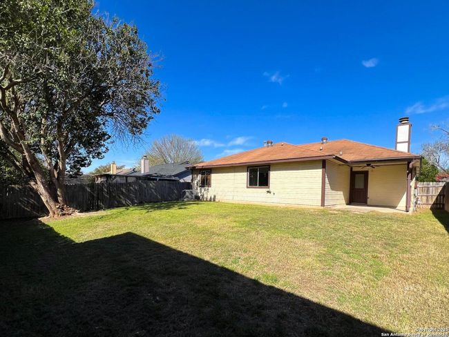 7914 Forest Cabin, House other with 3 bedrooms, 2 bathrooms and null parking in Live Oak TX | Image 21