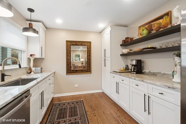 315 Glenview Rd, House other with 3 bedrooms, 2 bathrooms and 4 parking in Glenview IL | Image 7