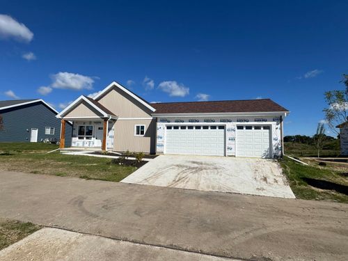 6683 Warner Farm Dr, Deforest, WI, 53532-8802 | Card Image