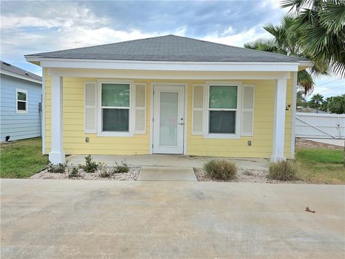 121 Mirage Lane, Rockport, TX, 78382 | Card Image