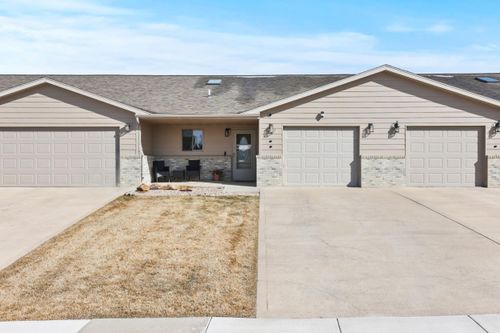367 Red Rock Cir, Belle Fourche, SD, 57717-7257 | Card Image
