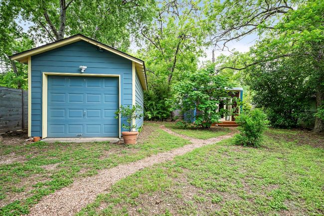 Detached 1 car garage | Image 31