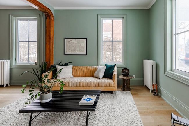 45 Park St W, House other with 6 bedrooms, 4 bathrooms and 4 parking in Dundas ON | Image 7