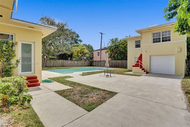 4340 Pine Tree Dr, House other with 5 bedrooms, 5 bathrooms and null parking in Miami Beach FL | Image 22