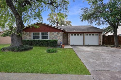 7211 Sandswept Ln, Houston, TX, 77086-1847 | Card Image